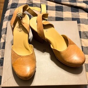Kork-Ease Brown Leather Platform Heels